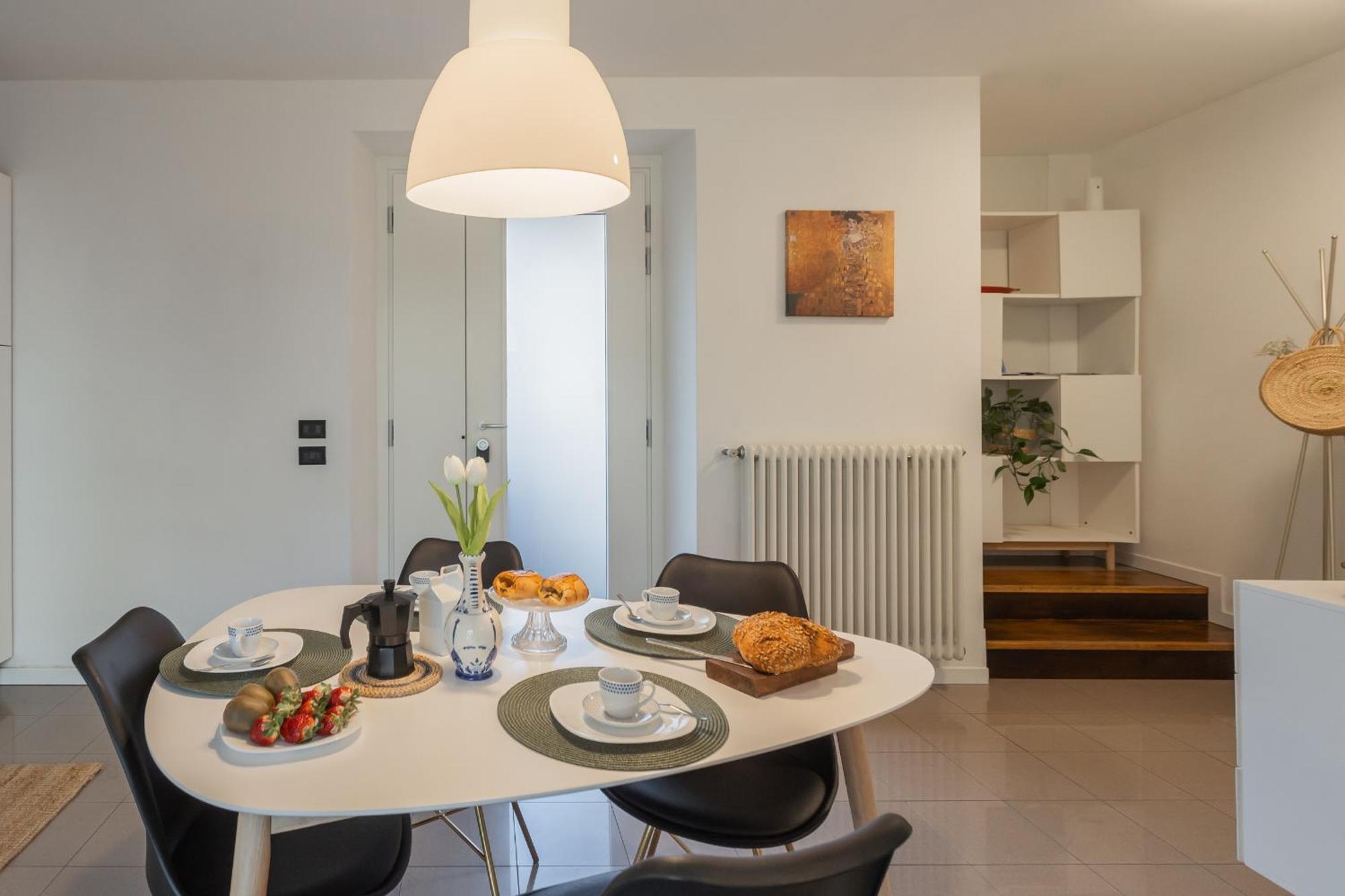 Ponente Balcony & Garden By Rent All Como Gravedona Bagian luar foto