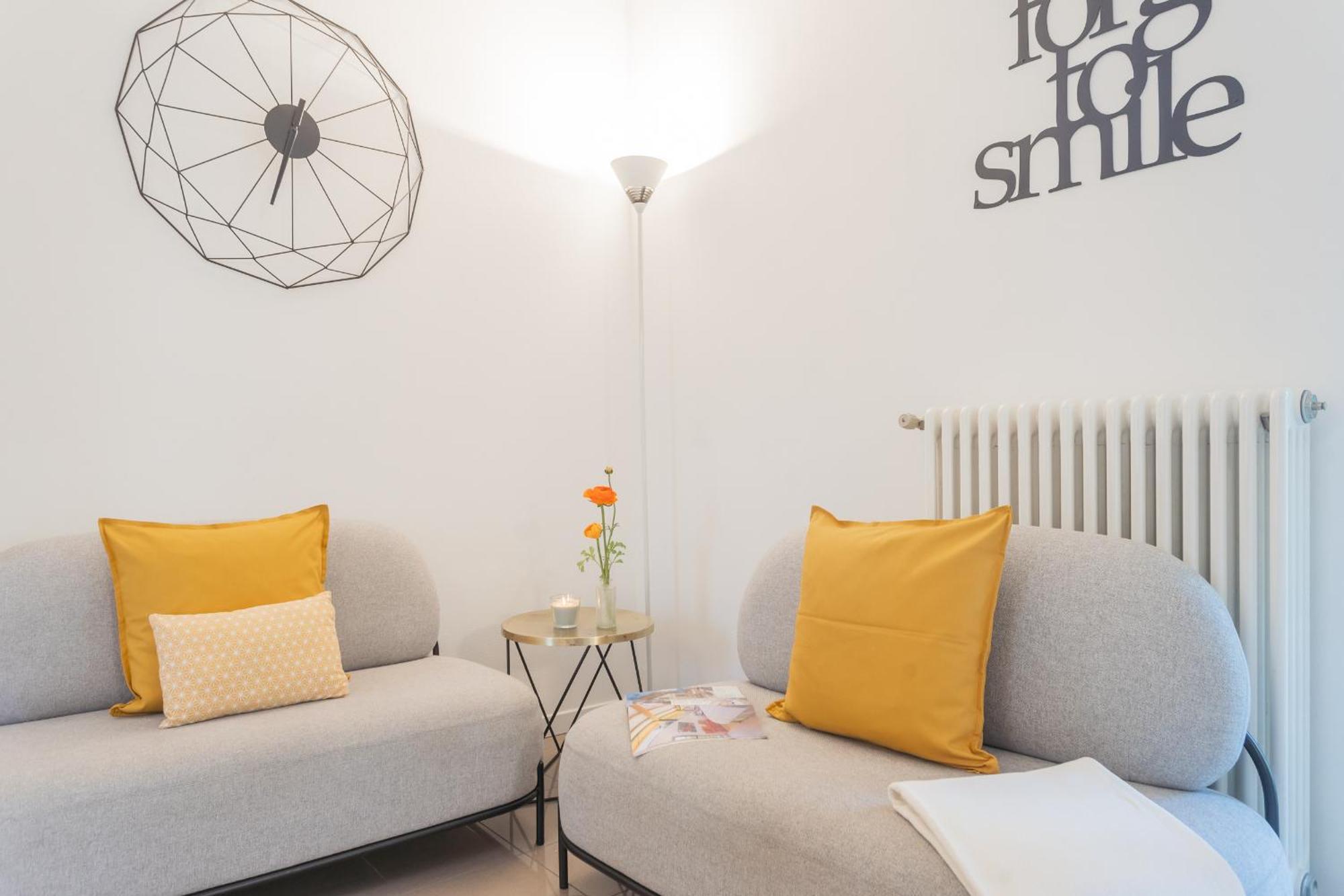 Ponente Balcony & Garden By Rent All Como Gravedona Bagian luar foto