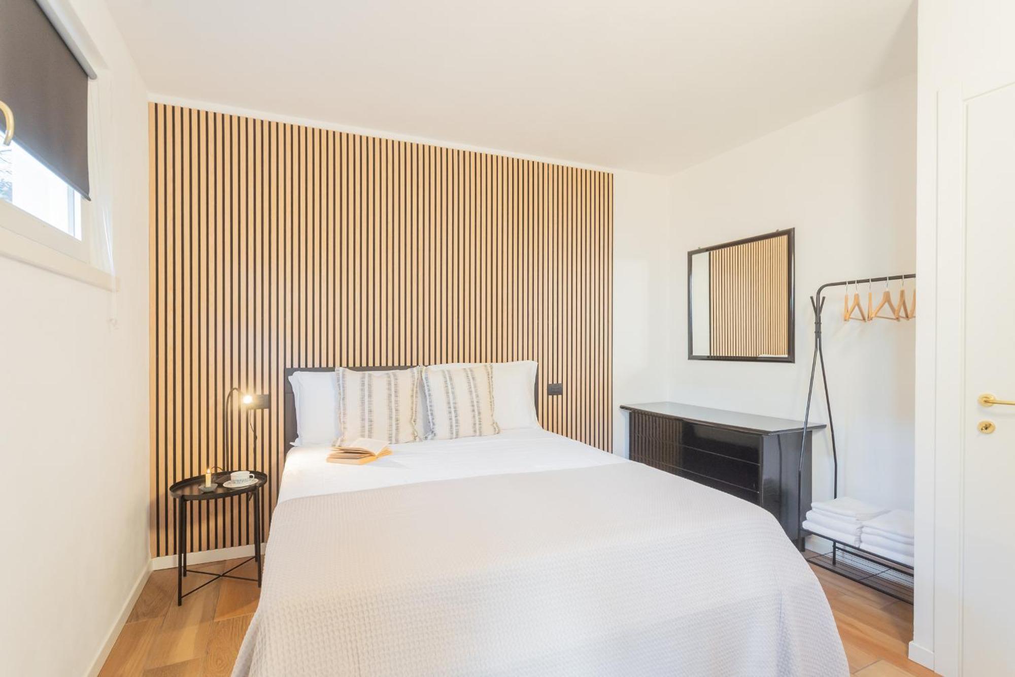 Ponente Balcony & Garden By Rent All Como Gravedona Bagian luar foto
